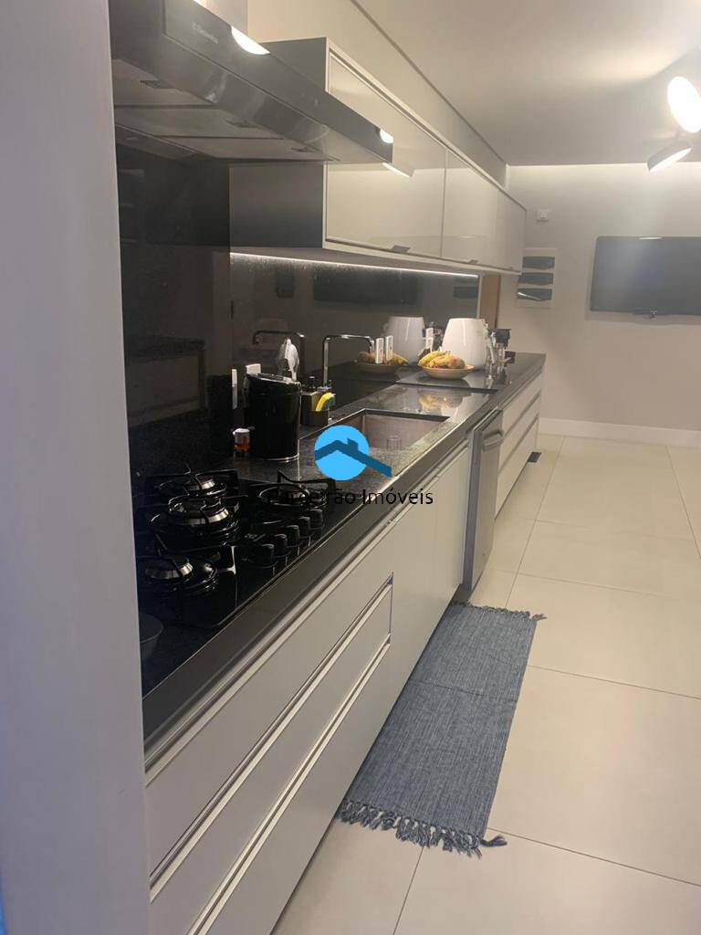 Apartamento à venda com 3 quartos, 158m² - Foto 9