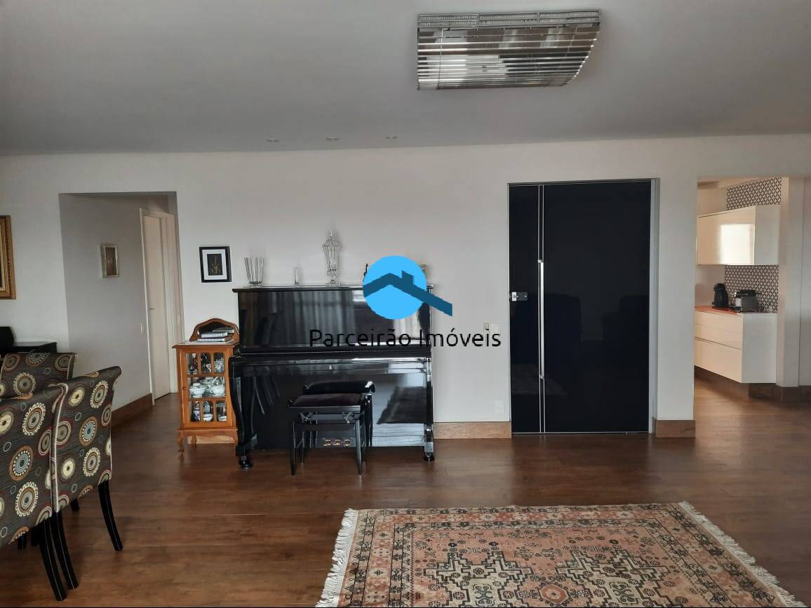 Apartamento à venda com 3 quartos, 244m² - Foto 12