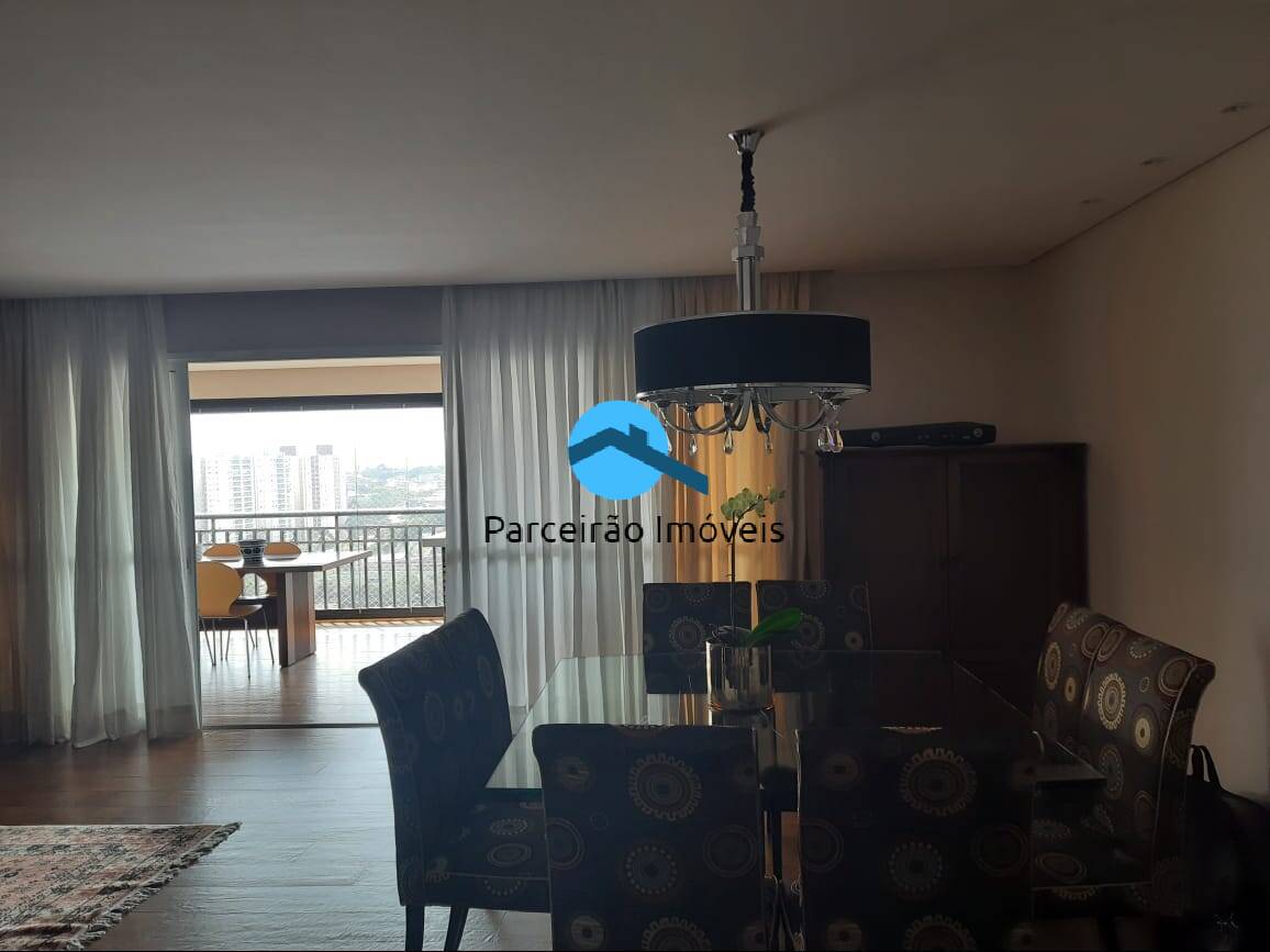 Apartamento à venda com 3 quartos, 244m² - Foto 11