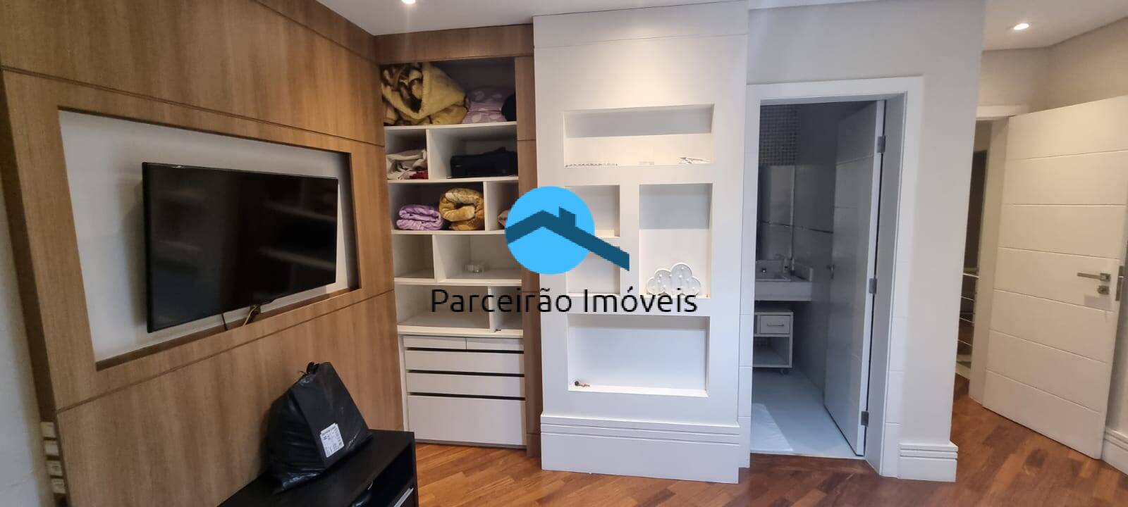 Casa de Condomínio à venda com 4 quartos, 500m² - Foto 11