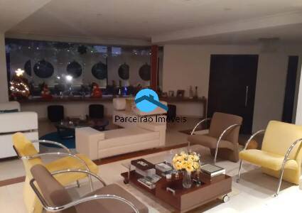 Casa de Condomínio à venda com 4 quartos, 560m² - Foto 9