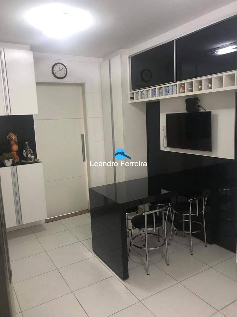 Apartamento à venda com 3 quartos, 128m² - Foto 10