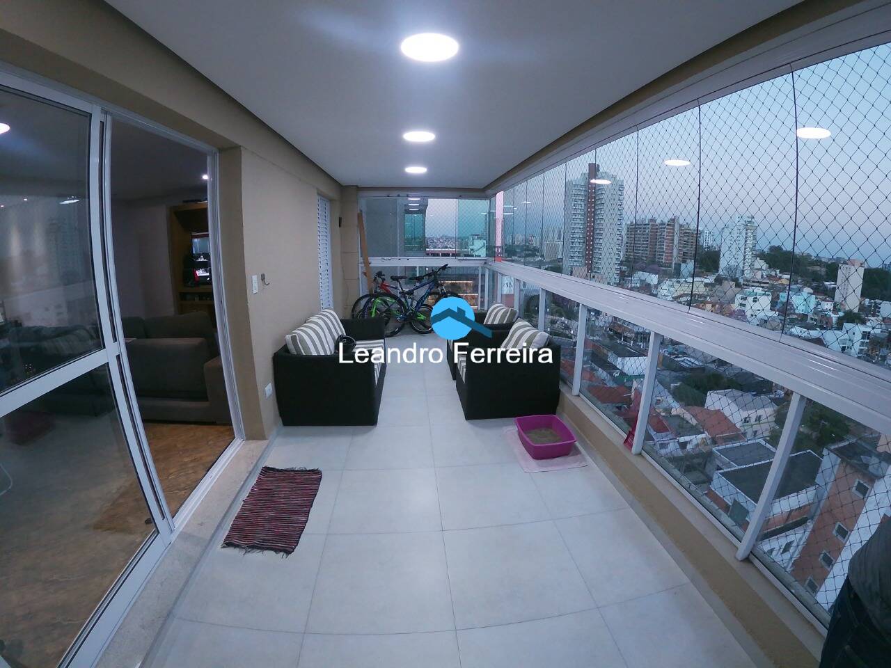 Apartamento à venda com 3 quartos, 130m² - Foto 3