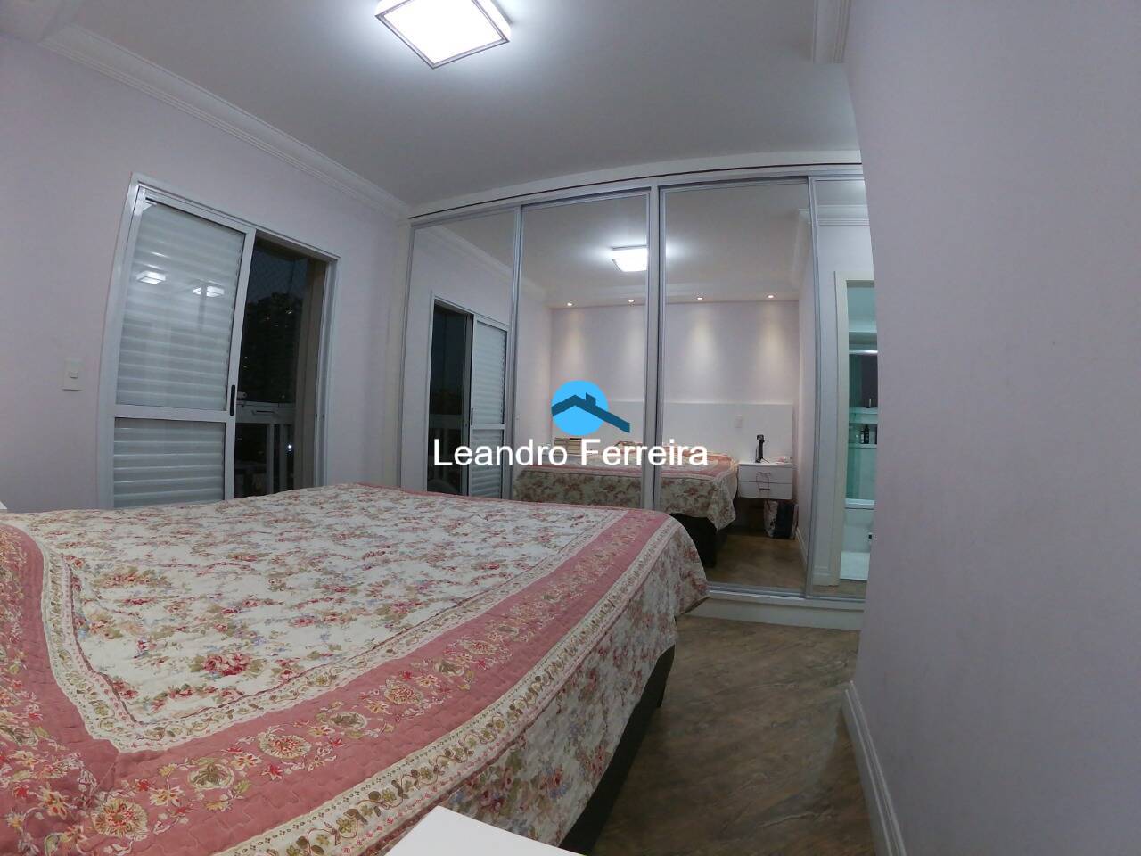 Apartamento à venda com 3 quartos, 130m² - Foto 13