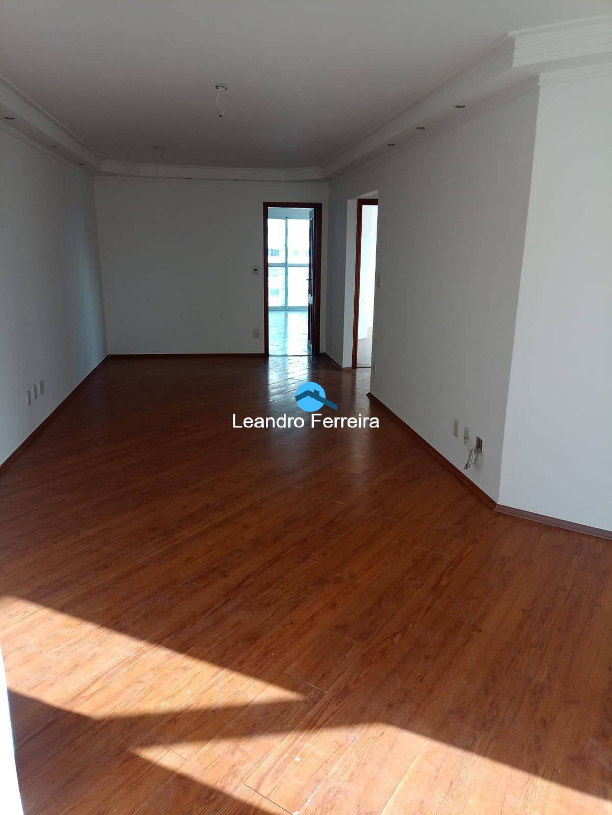 Apartamento à venda com 3 quartos, 133m² - Foto 3