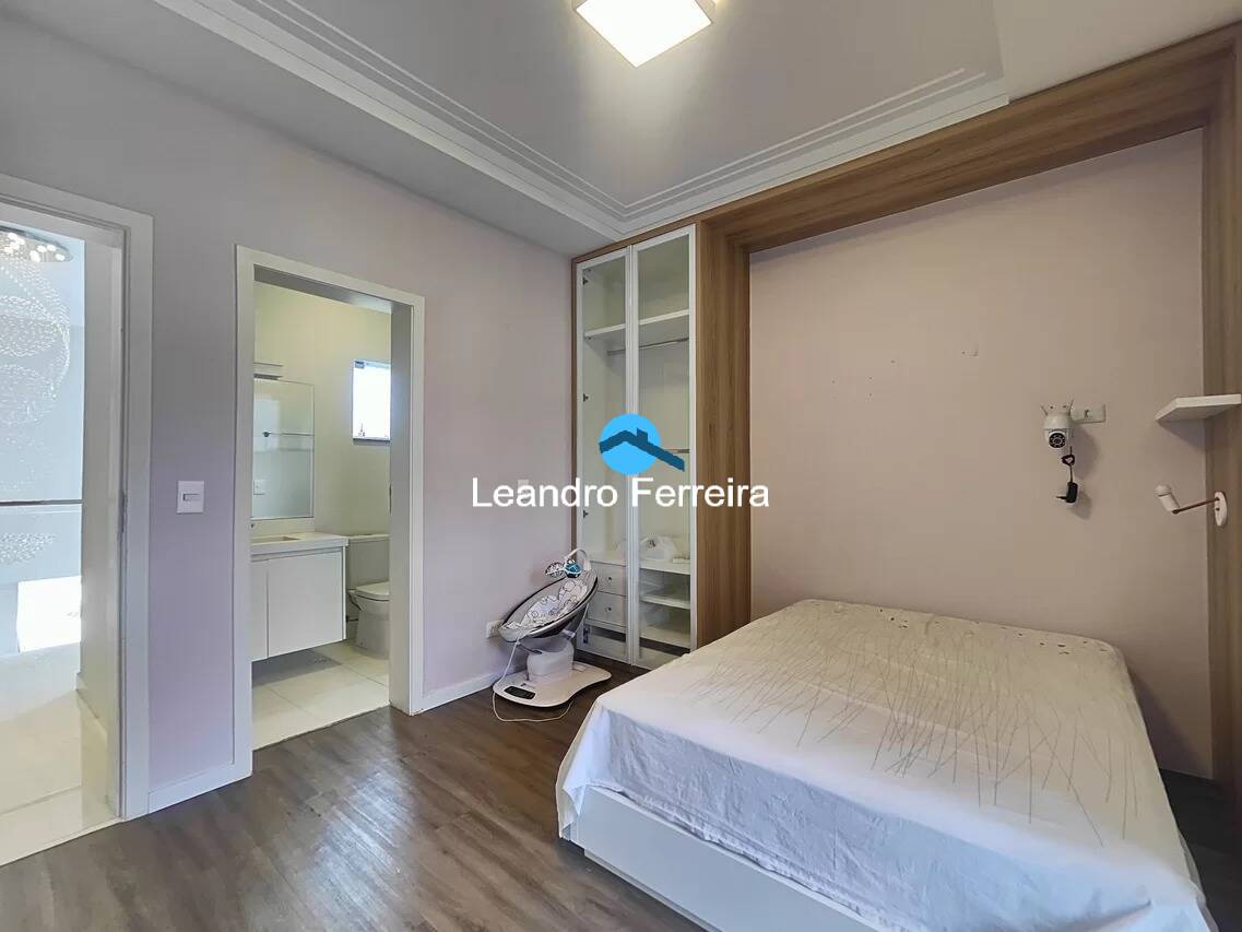 Casa de Condomínio à venda com 4 quartos, 360m² - Foto 19