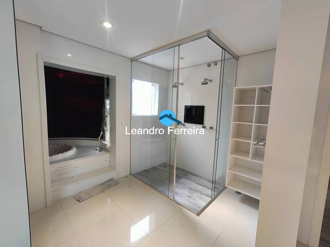 Casa de Condomínio à venda com 4 quartos, 360m² - Foto 41