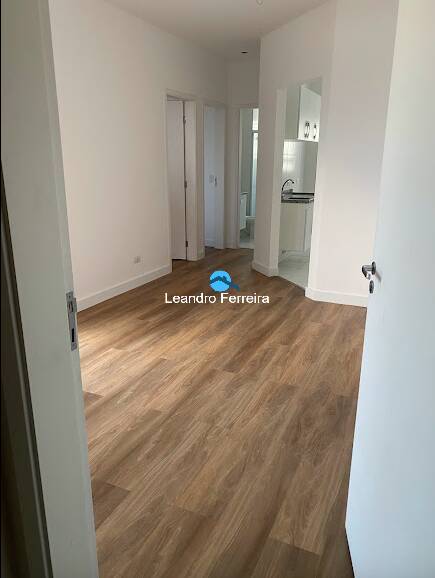 Apartamento à venda com 2 quartos, 56m² - Foto 2