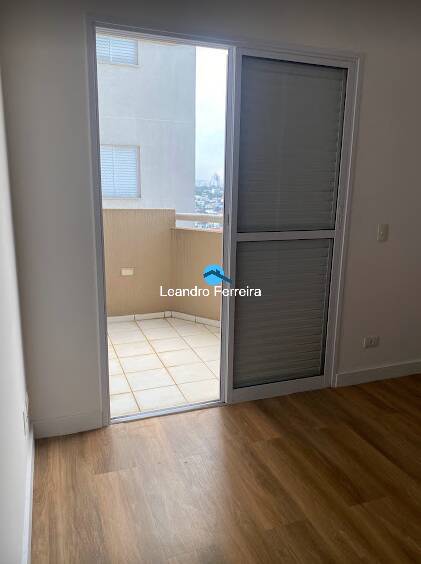 Apartamento à venda com 2 quartos, 56m² - Foto 17