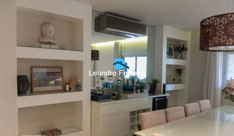 Apartamento à venda com 4 quartos, 242m² - Foto 8