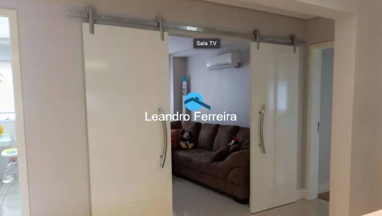 Apartamento à venda com 4 quartos, 242m² - Foto 9