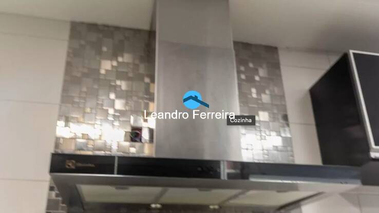 Apartamento à venda com 4 quartos, 242m² - Foto 19