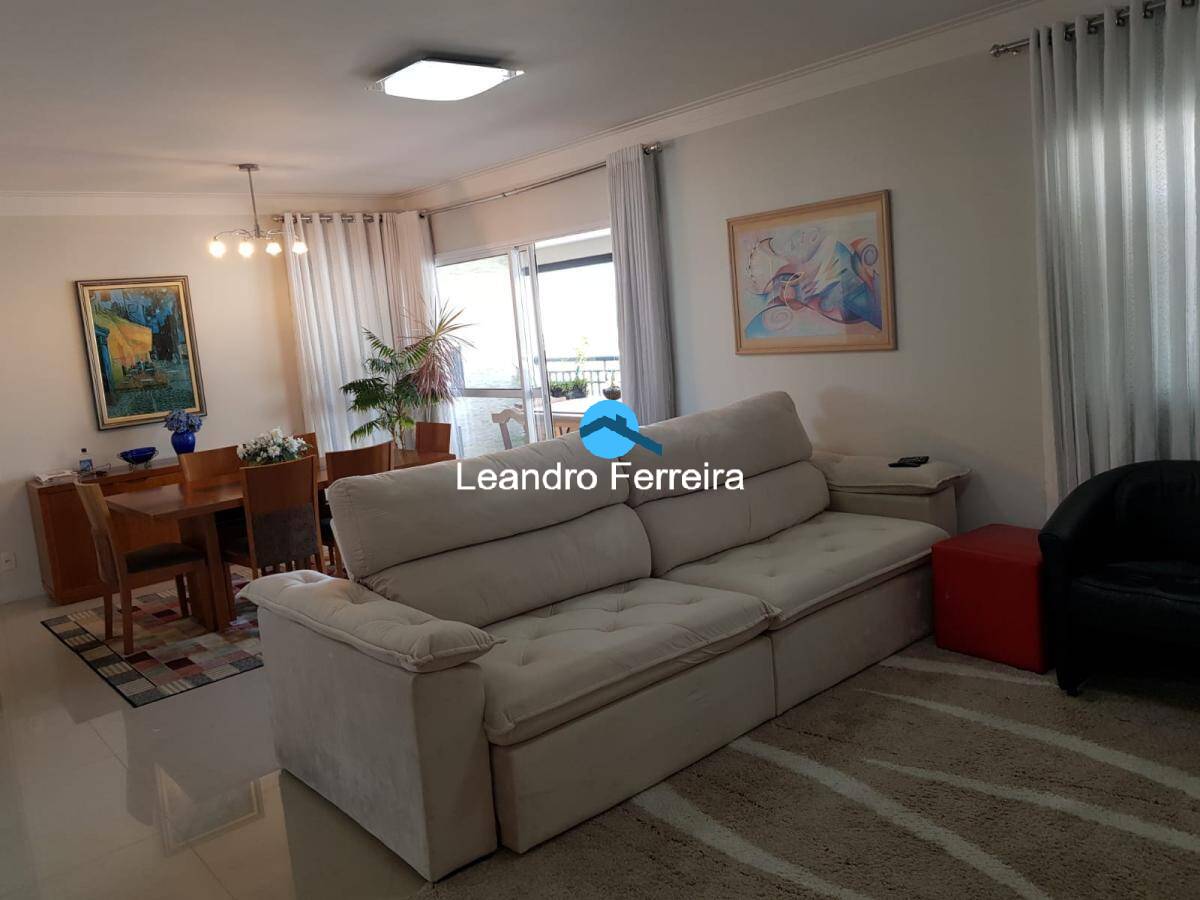 Apartamento à venda com 3 quartos, 180m² - Foto 1