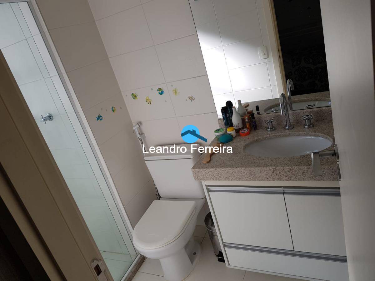 Apartamento à venda com 3 quartos, 180m² - Foto 20