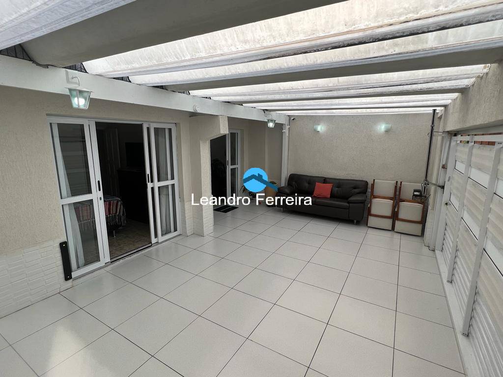 Casa à venda com 2 quartos, 156m² - Foto 4