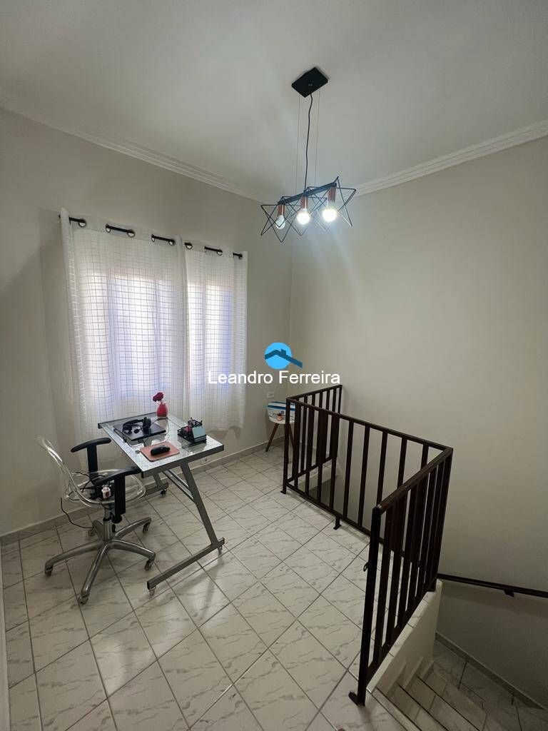 Casa à venda com 2 quartos, 156m² - Foto 16