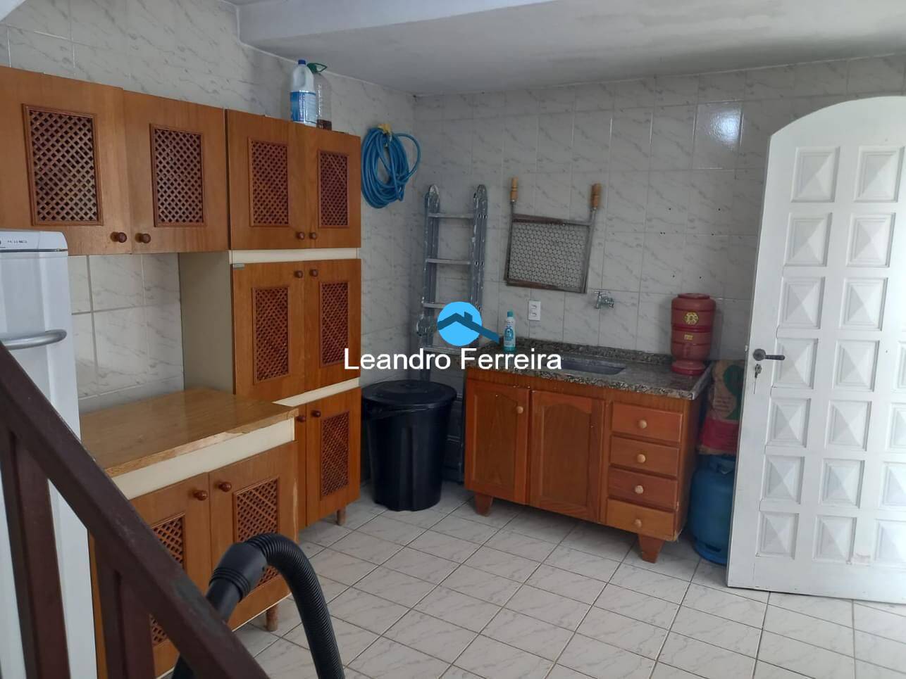 Casa à venda com 2 quartos, 156m² - Foto 14