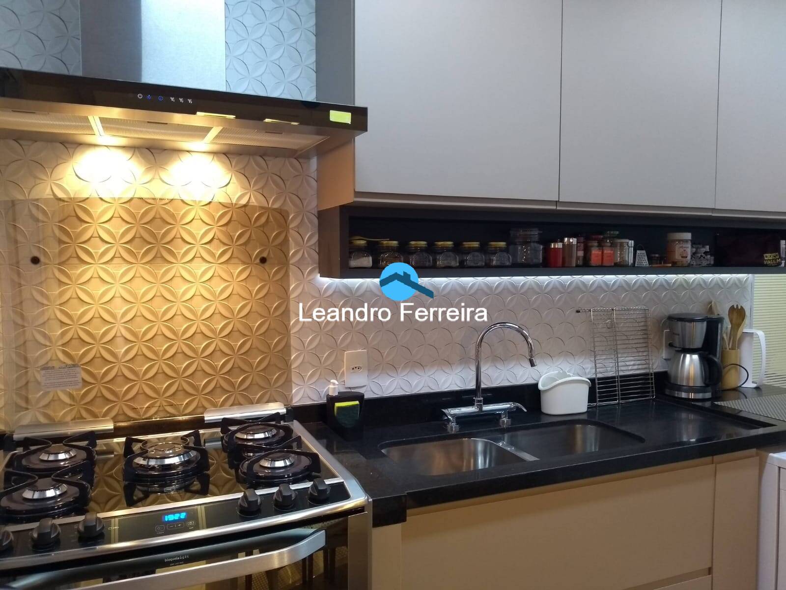 Apartamento à venda com 4 quartos, 151m² - Foto 9