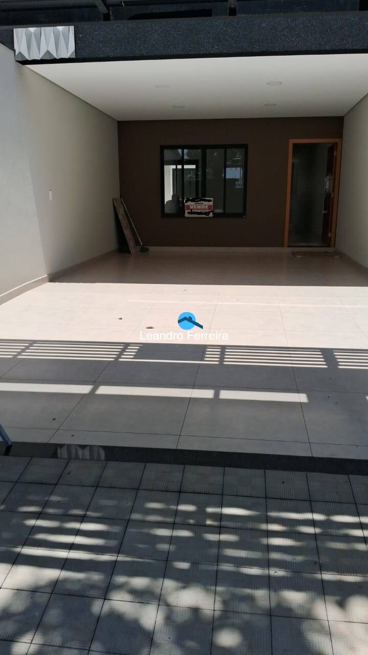 Sobrado à venda com 4 quartos, 166m² - Foto 2