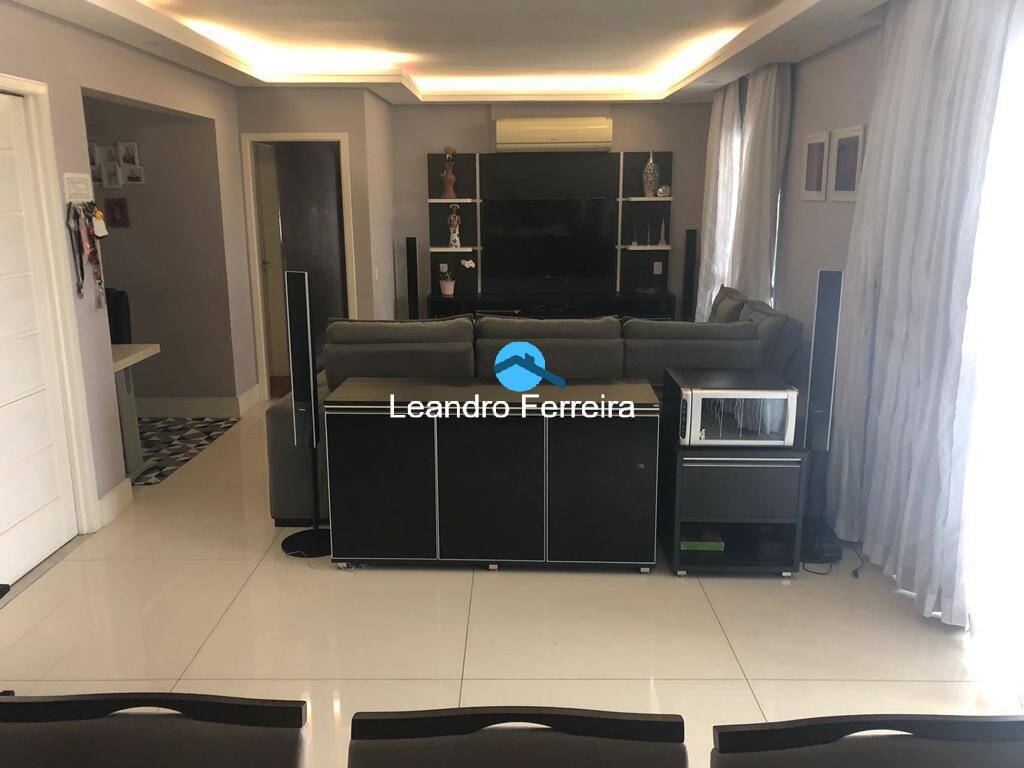 Apartamento à venda com 3 quartos, 155m² - Foto 3