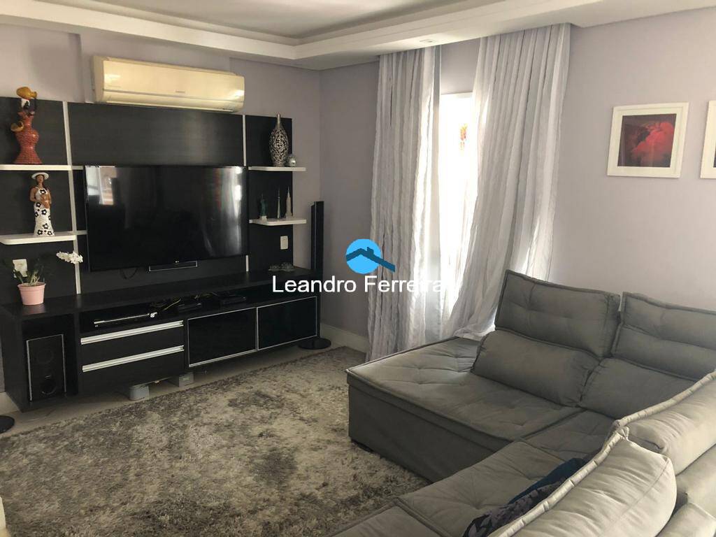 Apartamento à venda com 3 quartos, 155m² - Foto 2