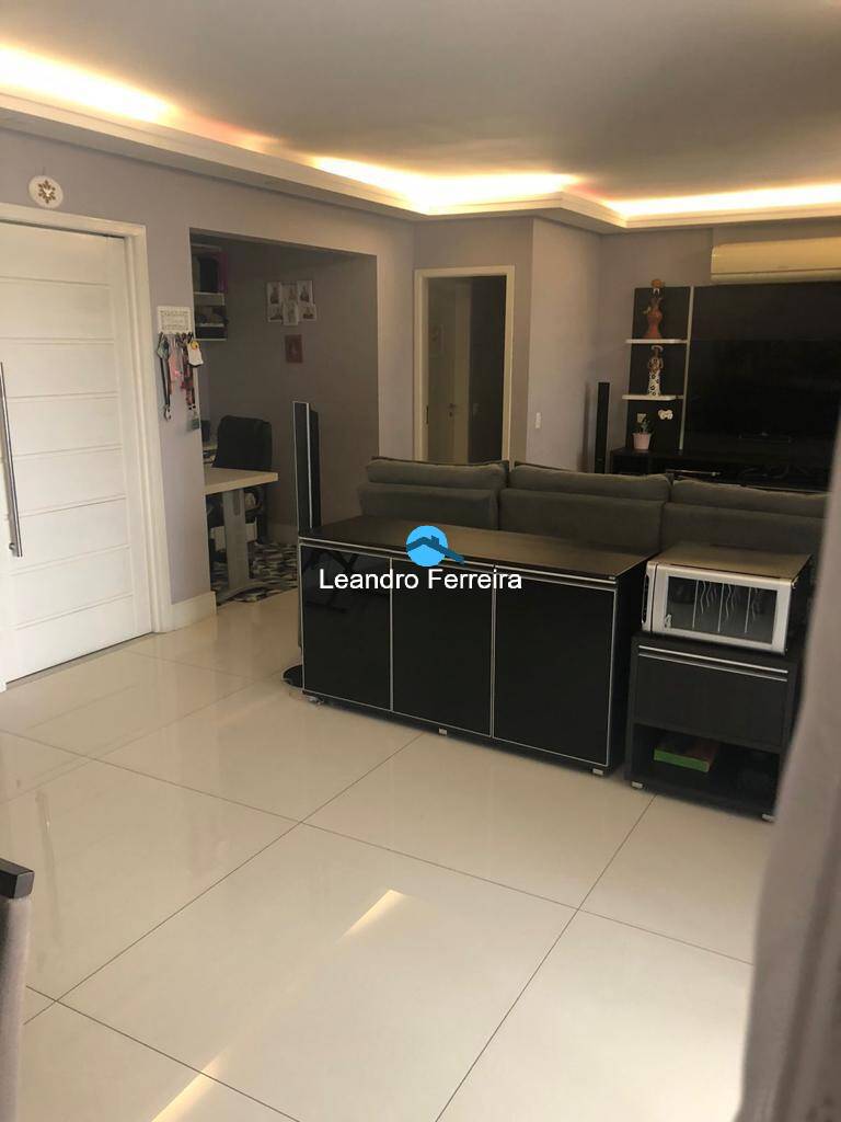 Apartamento à venda com 3 quartos, 155m² - Foto 4