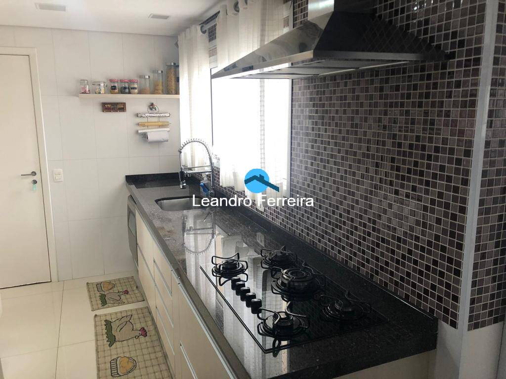 Apartamento à venda com 3 quartos, 155m² - Foto 9