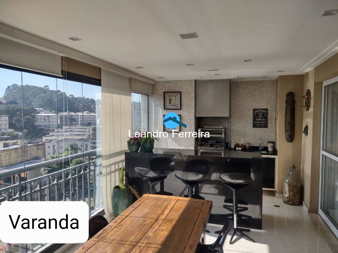 Apartamento à venda com 3 quartos, 242m² - Foto 3