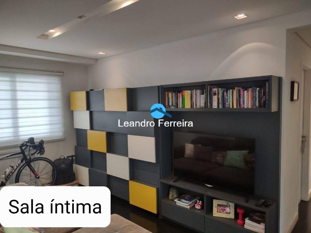 Apartamento à venda com 3 quartos, 242m² - Foto 8