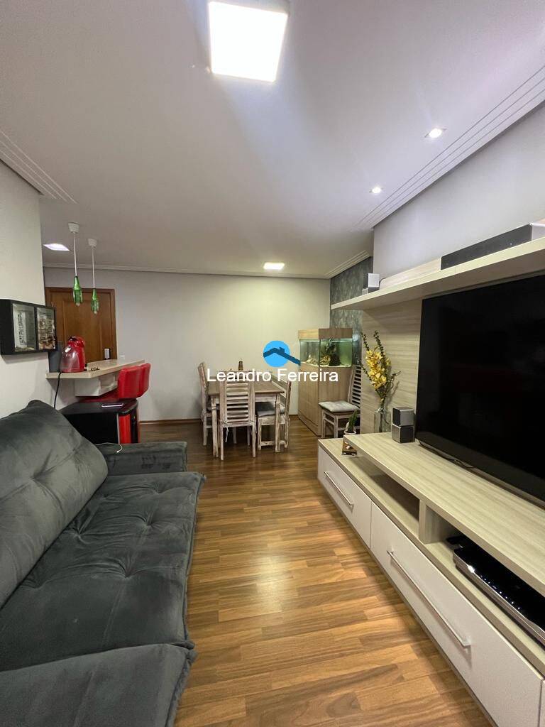 Apartamento à venda com 2 quartos, 70m² - Foto 5