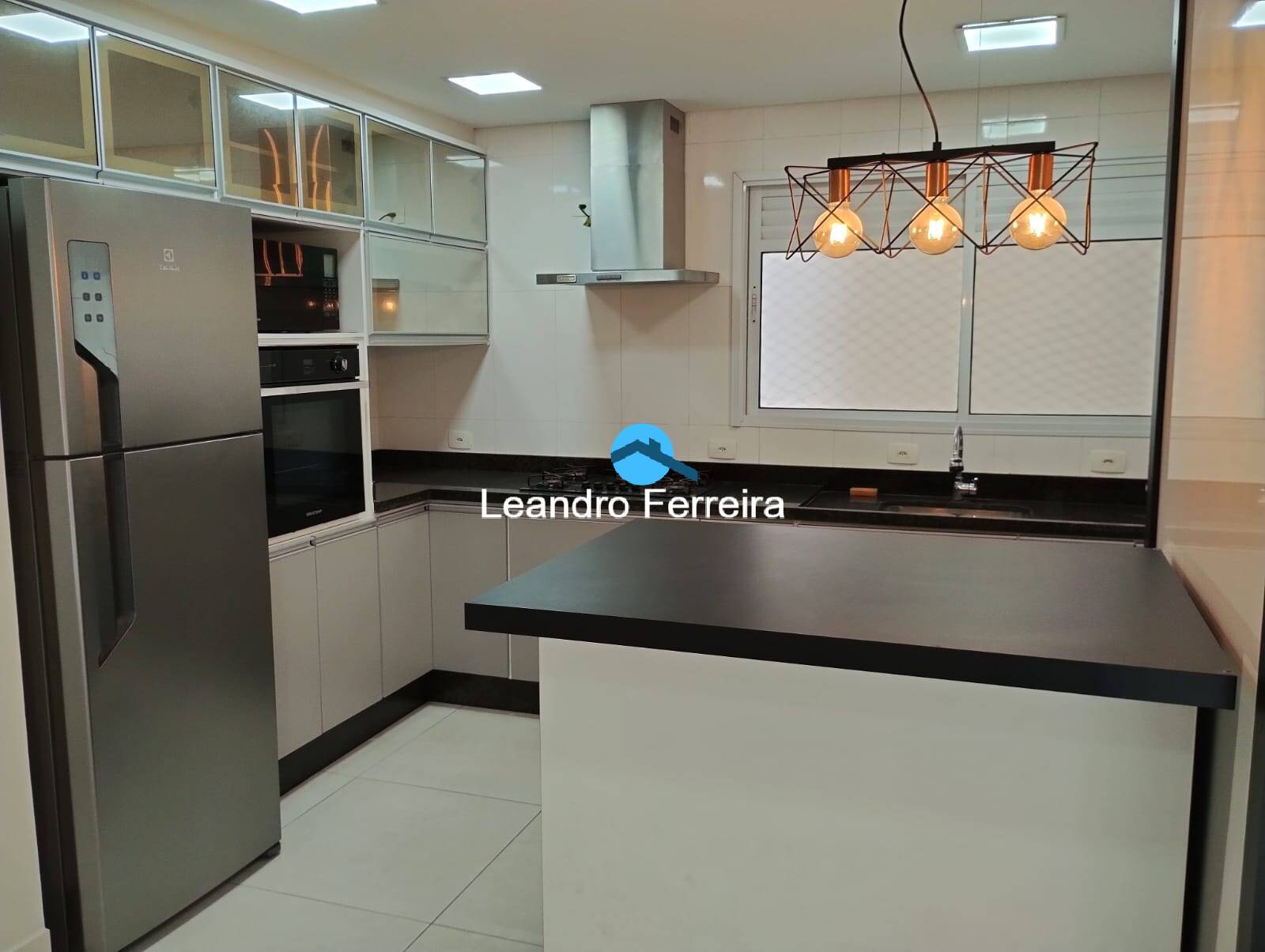 Apartamento à venda com 3 quartos, 107m² - Foto 11