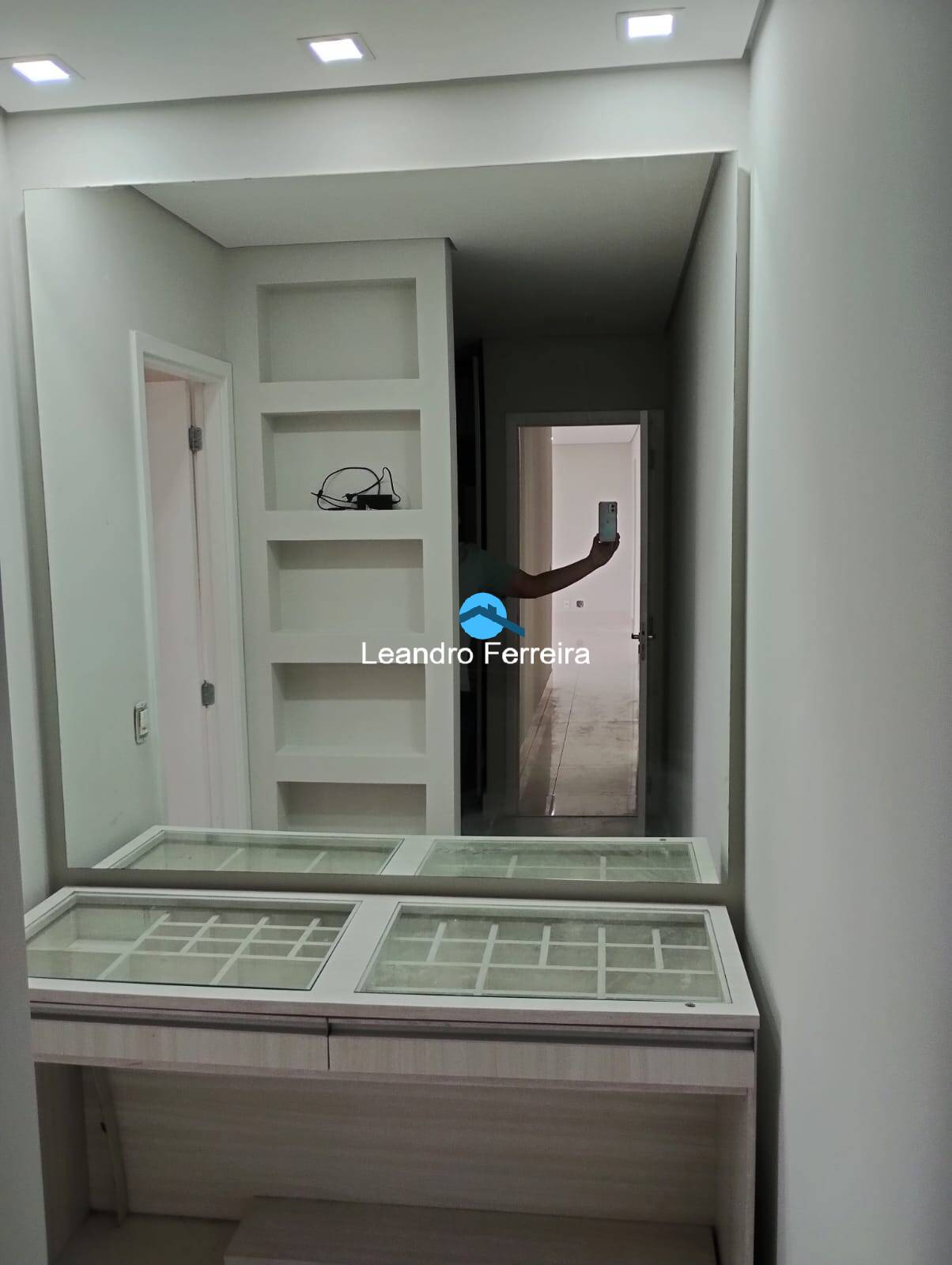 Apartamento à venda com 3 quartos, 107m² - Foto 17