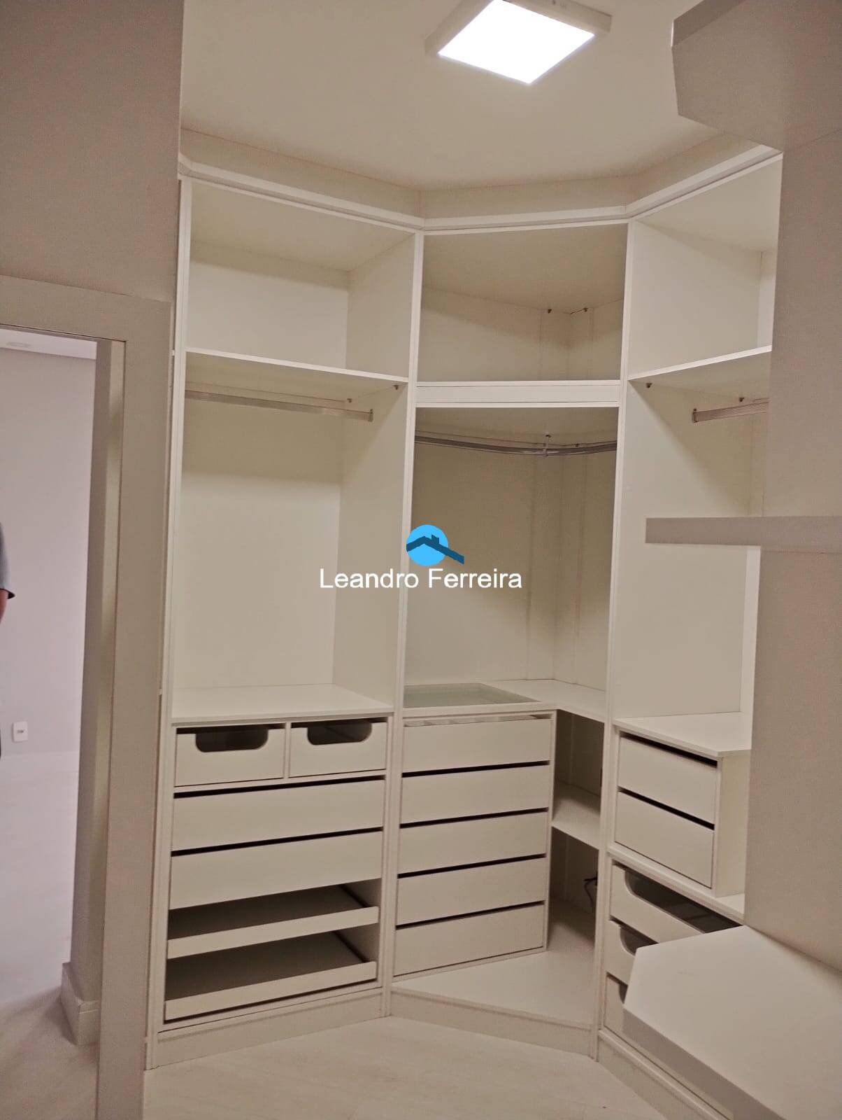 Apartamento à venda com 3 quartos, 107m² - Foto 19