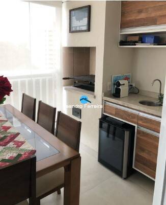 Apartamento à venda com 3 quartos, 123m² - Foto 2