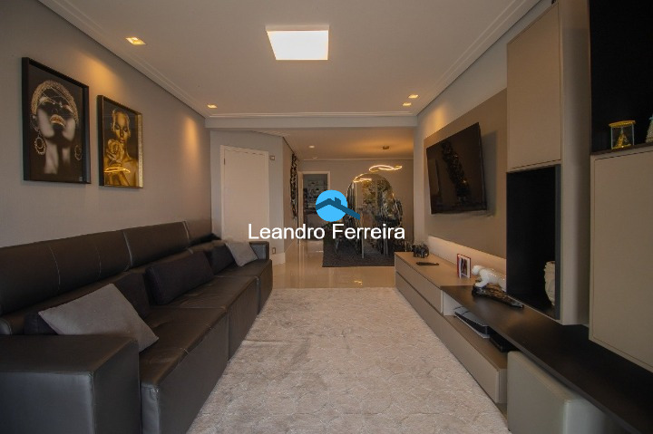 Apartamento à venda com 3 quartos, 158m² - Foto 4