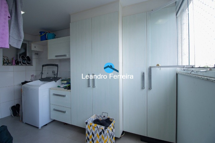 Apartamento à venda com 3 quartos, 158m² - Foto 11