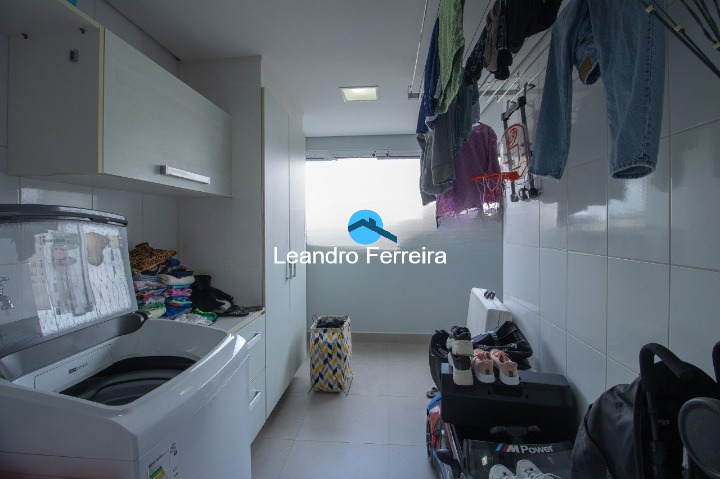 Apartamento à venda com 3 quartos, 158m² - Foto 12