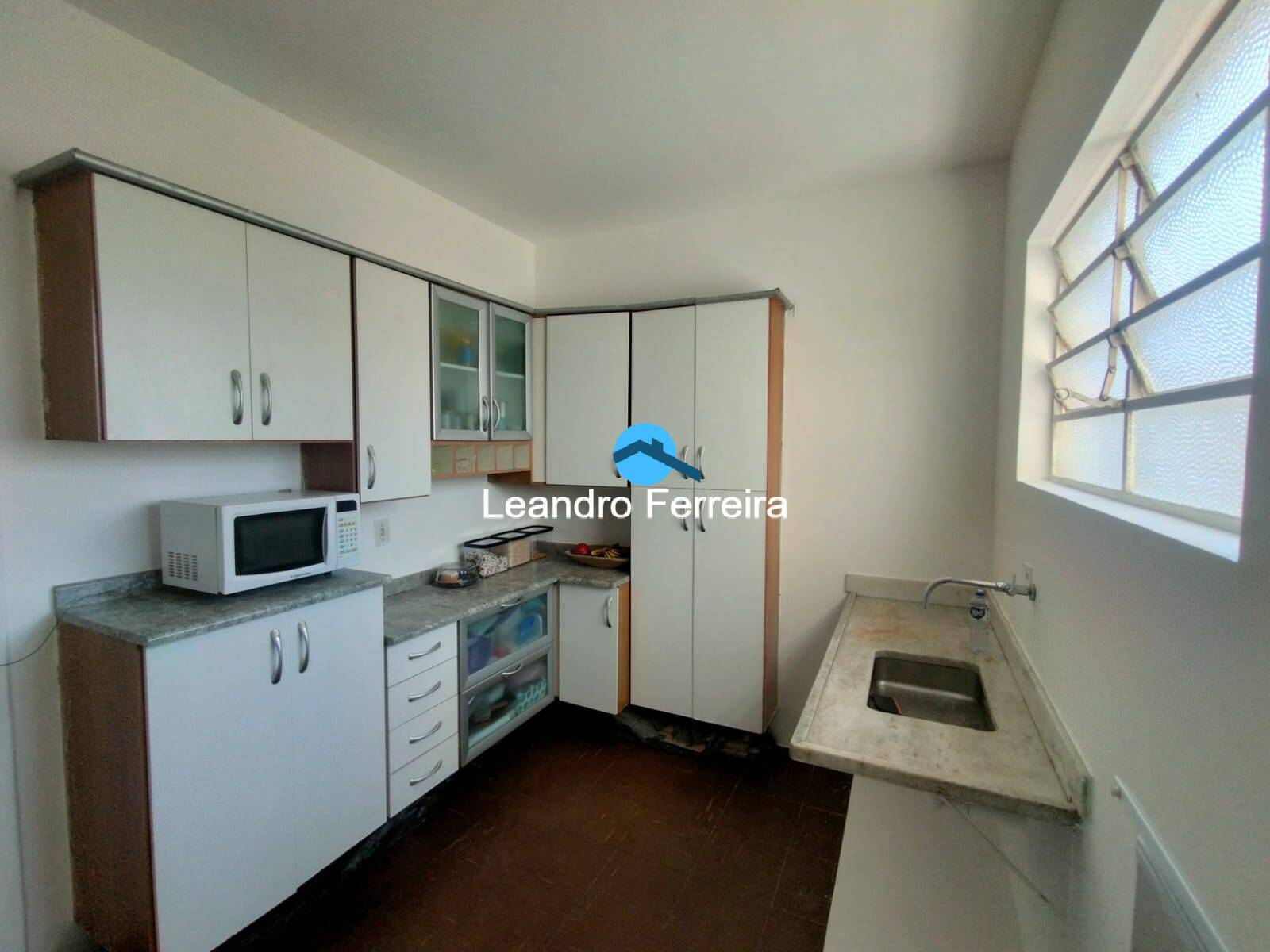 Apartamento à venda com 3 quartos, 90m² - Foto 9