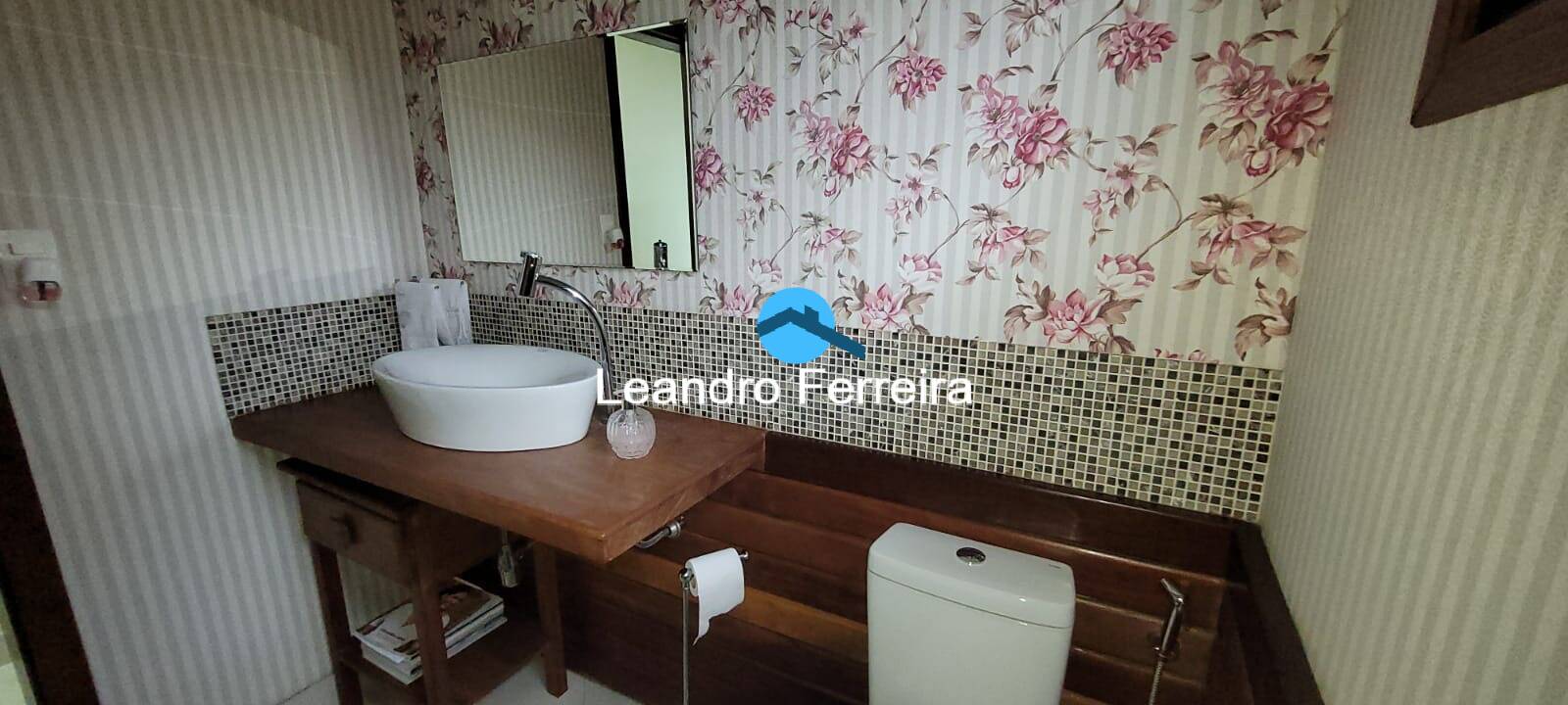 Casa à venda com 3 quartos, 208m² - Foto 13