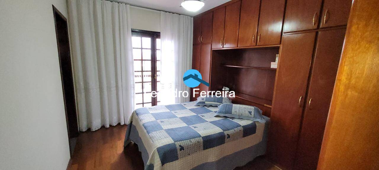 Casa à venda com 3 quartos, 208m² - Foto 19