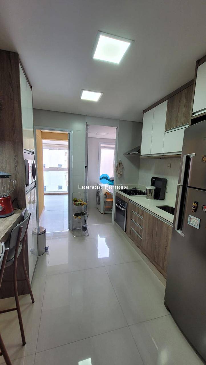 Apartamento à venda com 2 quartos, 86m² - Foto 2