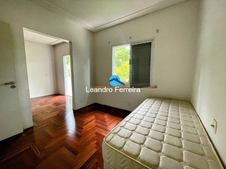 Casa de Condomínio à venda com 3 quartos, 218m² - Foto 9