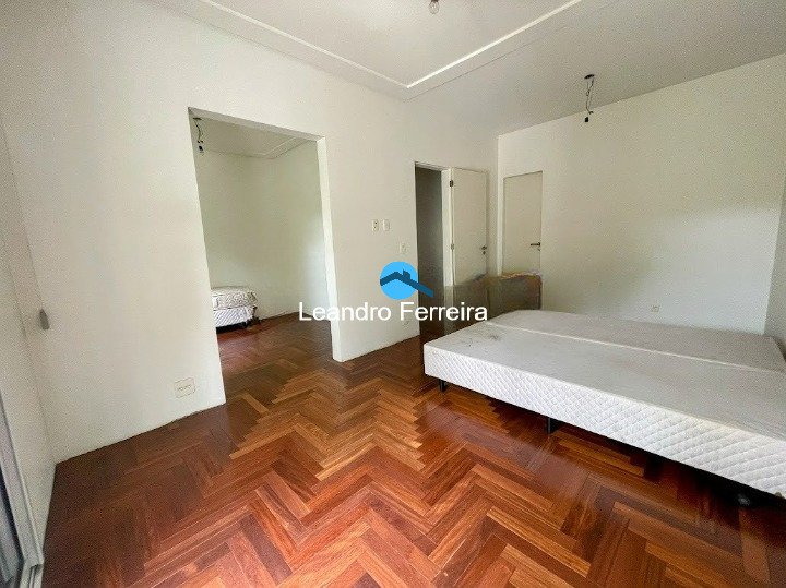 Casa de Condomínio à venda com 3 quartos, 218m² - Foto 11