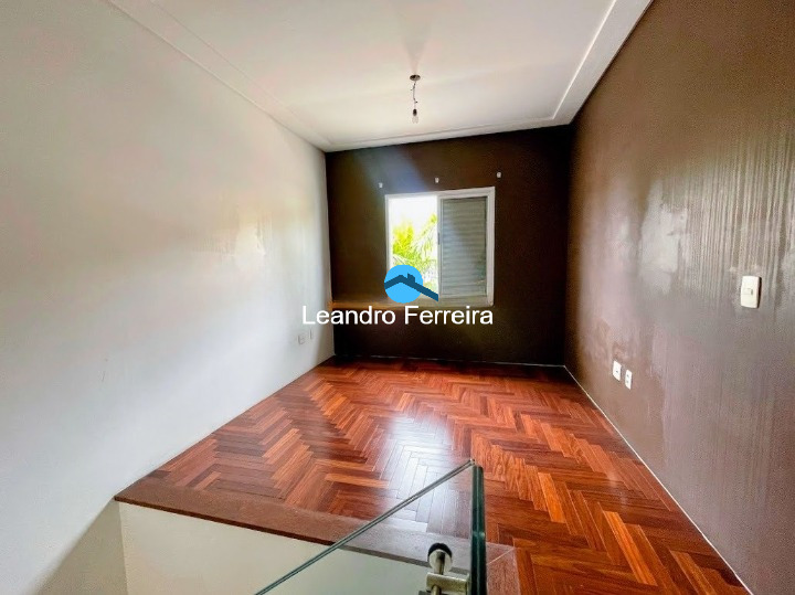 Casa de Condomínio à venda com 3 quartos, 218m² - Foto 15