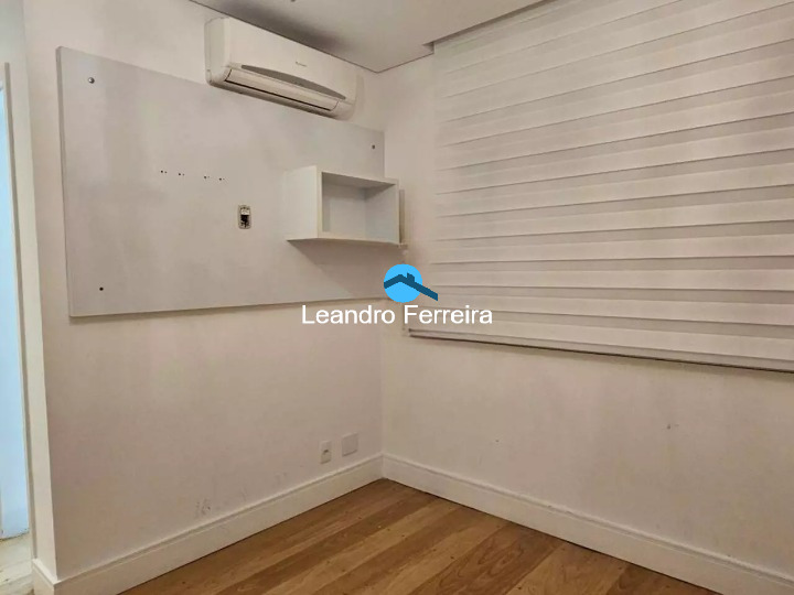 Apartamento à venda com 3 quartos, 242m² - Foto 19