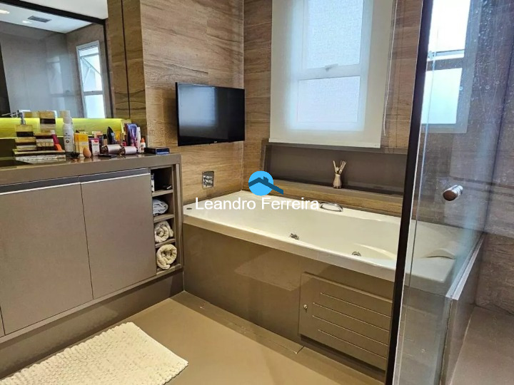 Apartamento à venda com 3 quartos, 242m² - Foto 27