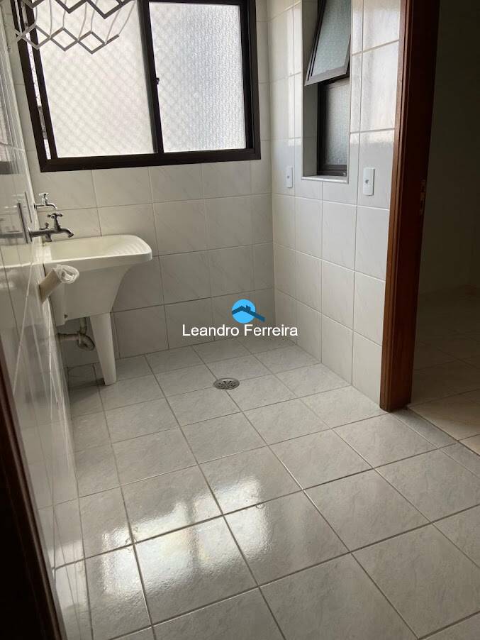 Apartamento à venda com 3 quartos, 130m² - Foto 8