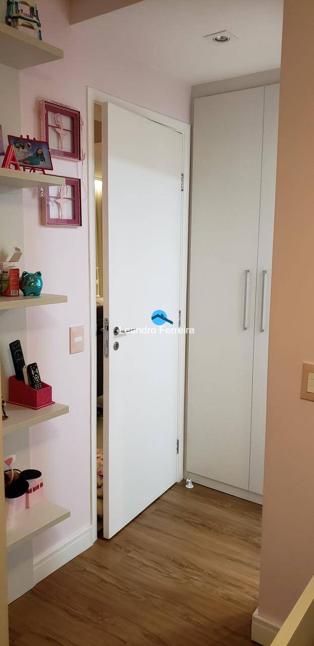 Apartamento à venda com 3 quartos, 155m² - Foto 18