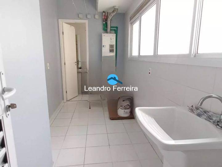 Apartamento à venda com 3 quartos, 155m² - Foto 8