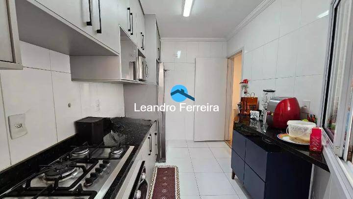 Apartamento à venda com 3 quartos, 92m² - Foto 1